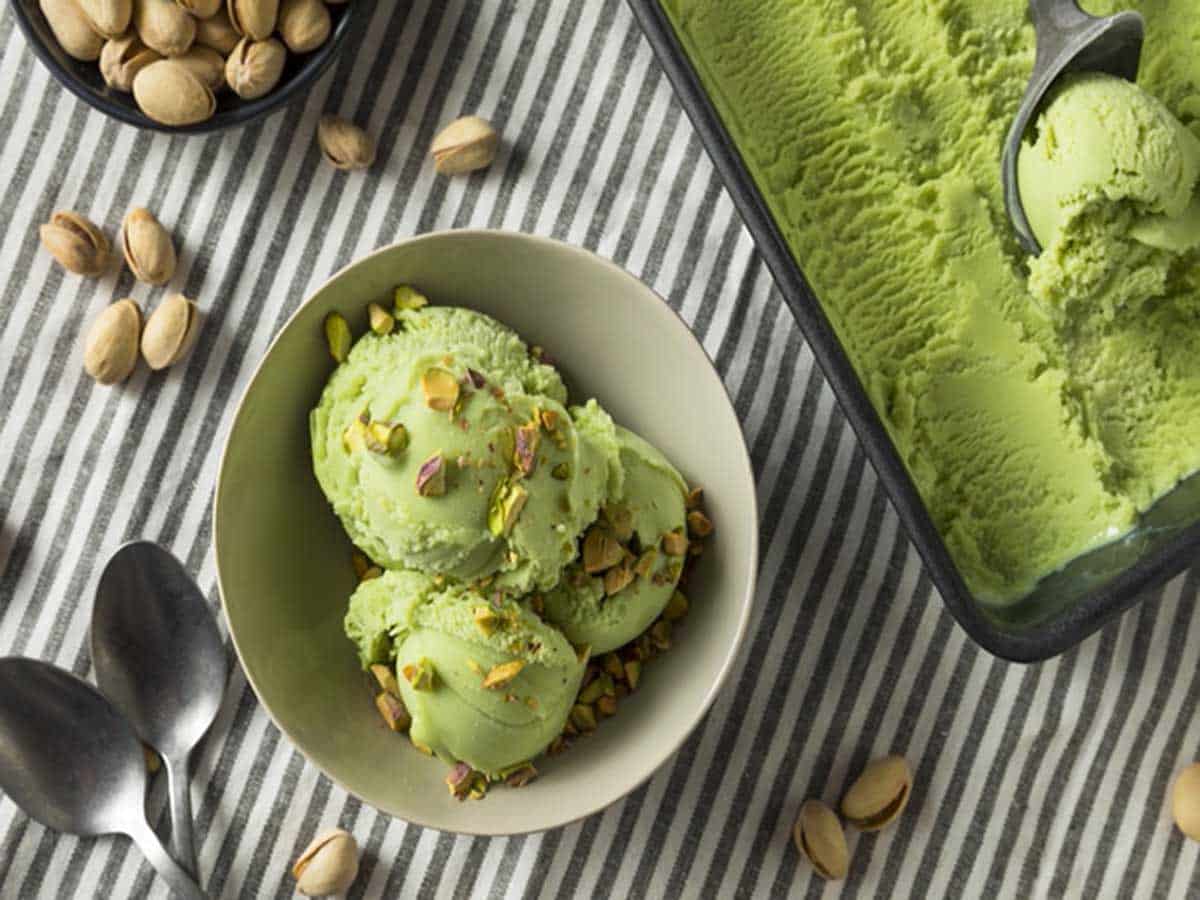 Pistachio Ice Cream – CooksProfessional