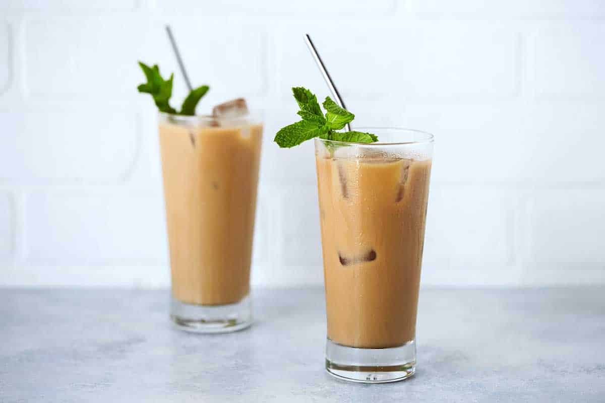 Mint Coffee Frosty – CooksProfessional