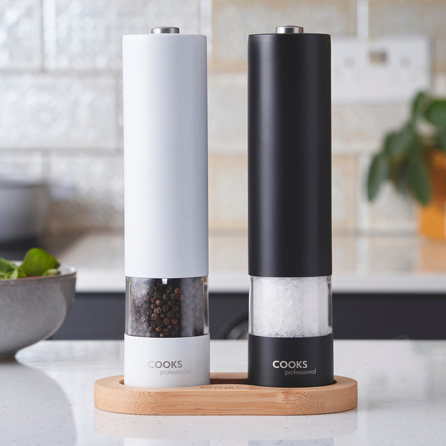 Cooks Professional Electric Salt and Pepper Mill Set with Bamboo Base | Black / White