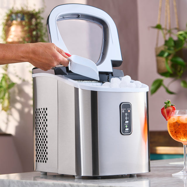 Cooks Professional 2.2L Ice Maker | 14kg / 24h | Silver