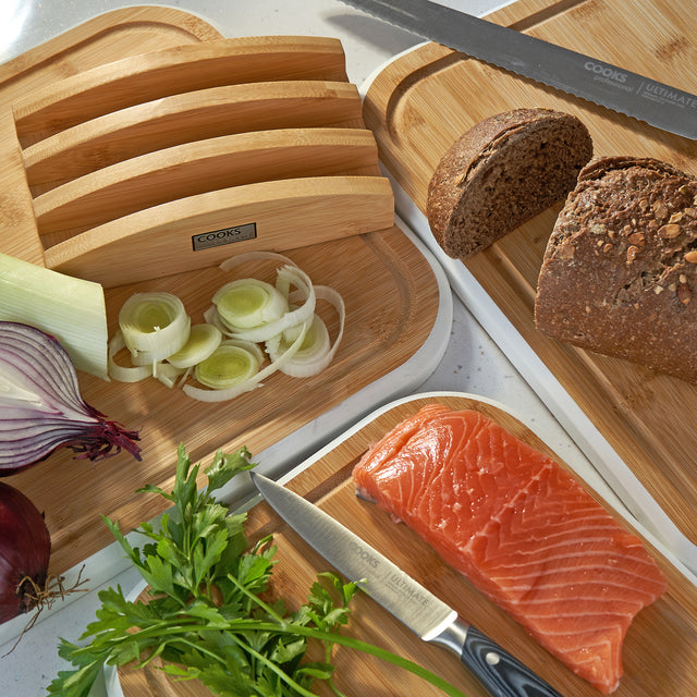 Cooks Professional 3 Piece Bamboo Chopping Board Set with Stand | White Edging