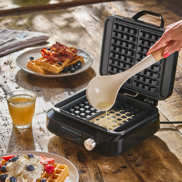 Cooks Professional Digital Waffle Maker