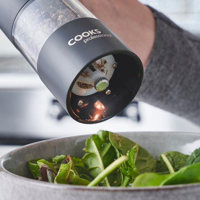 Cooks Professional Electric Salt and Pepper Mill Set with Bamboo Base | Graphite