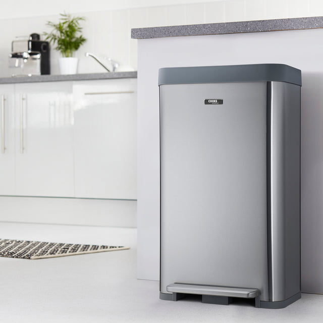 Cooks Professional XL Pedal Bin 65L | Silver
