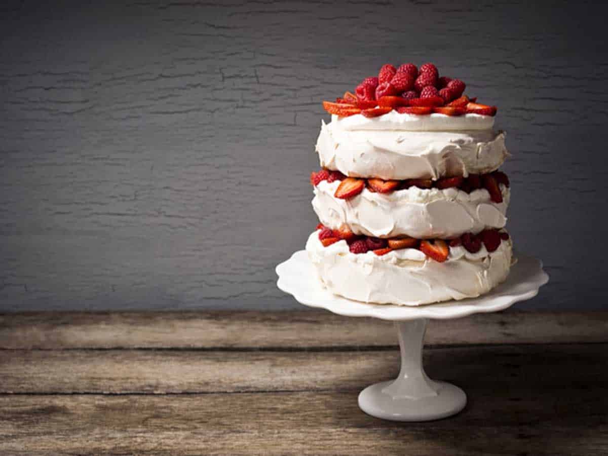Strawberry Pavlova Cake