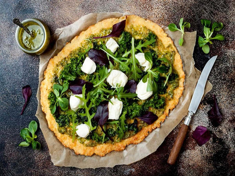 Rocket Pesto & Mozzarella Cauliflower Pizza