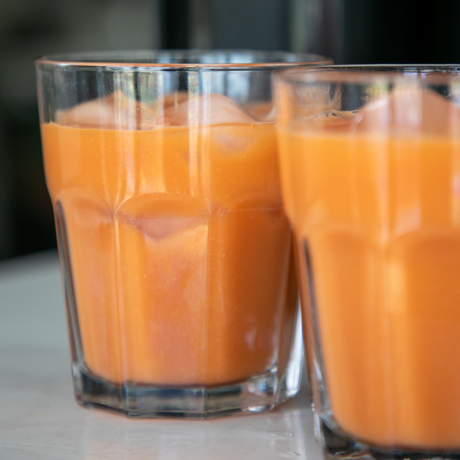 Rainbow Juice with a Ginger Kick