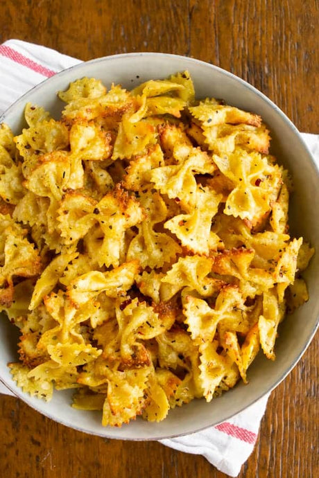 Air fryer pasta chips