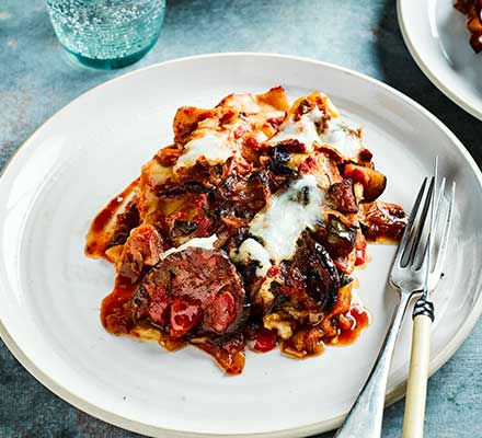 Slow-cooker vegetable lasagne