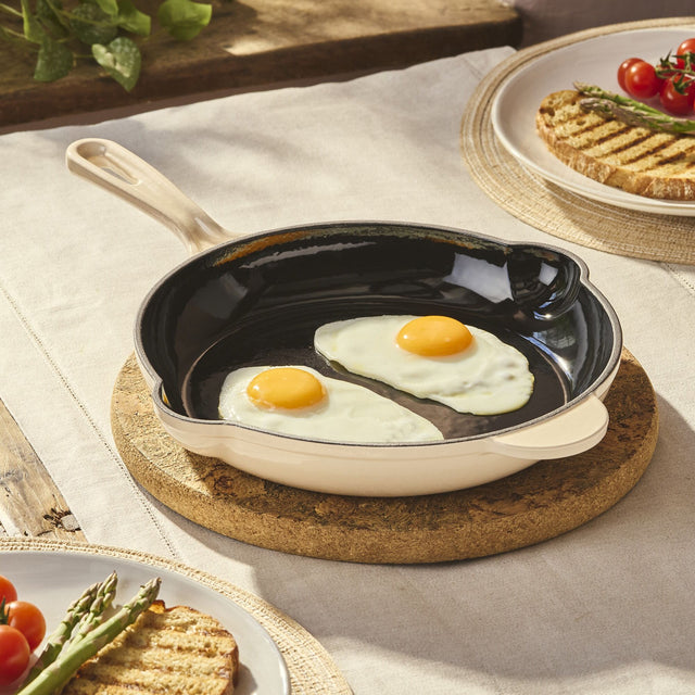 Cooks Professional Cast Iron Frying Pan | Ivory