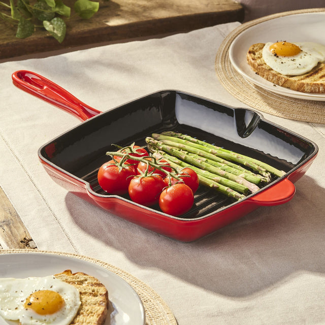 Cooks Professional Cast Iron Skillet Pan | Red