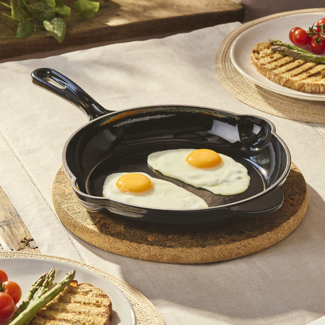Cooks Professional Cast Iron Frying Pan | Black