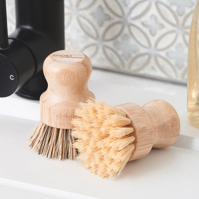 Cooks Professional Set of 2 Eco Friendly Bamboo Washing Up Dish Brushes | Soft and Hard Bristles | Plastic Free | Kitchen Sink | Zero Waste Scrubbing Brush for Home