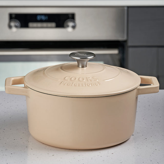 Cooks Professional Cast Iron Casserole Set of 3 | 20cm, 26cm and 28cm | Enamelled Inside and Out | Off White