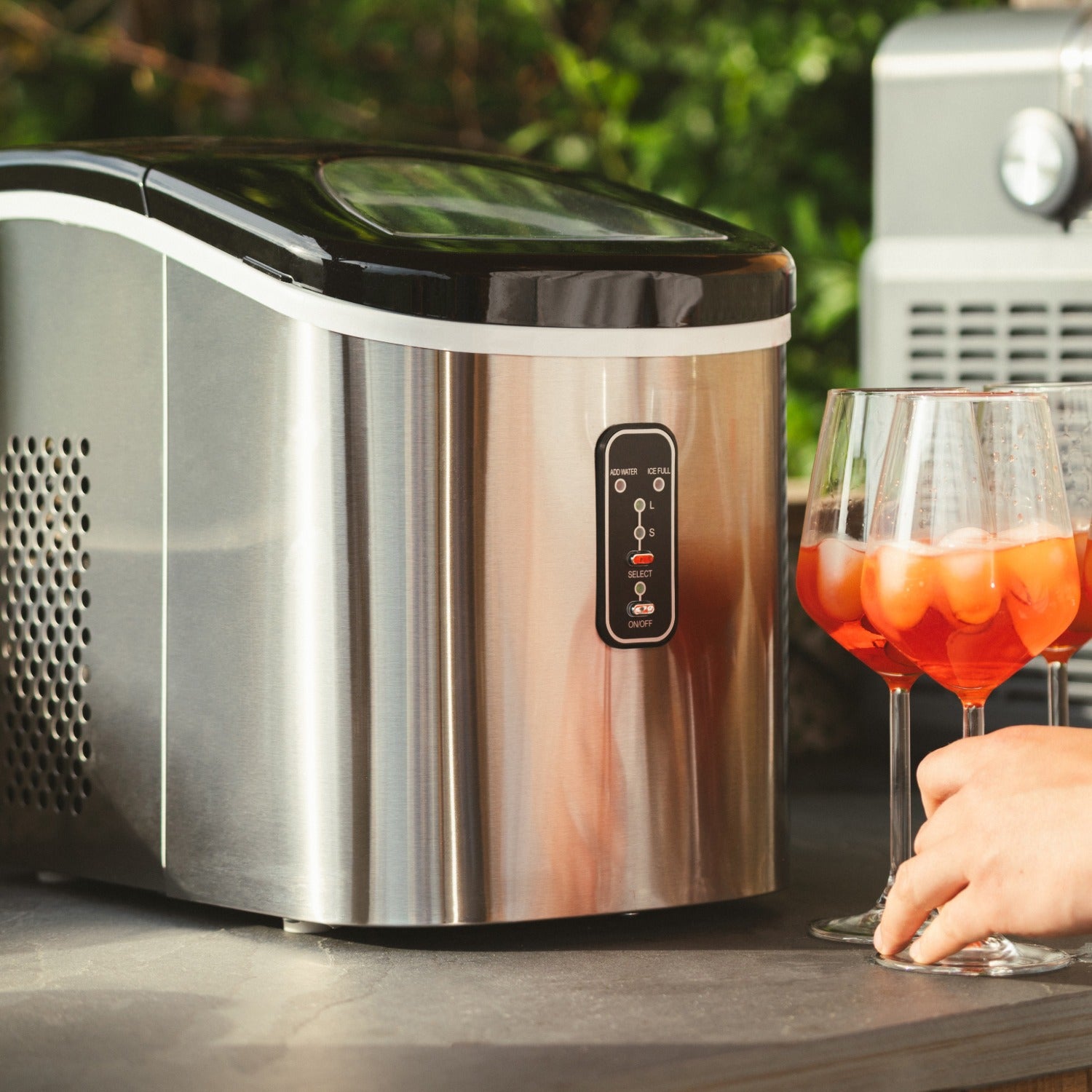 Cooks Professional 2.2L Ice Maker | 14kg / 24h | Silver