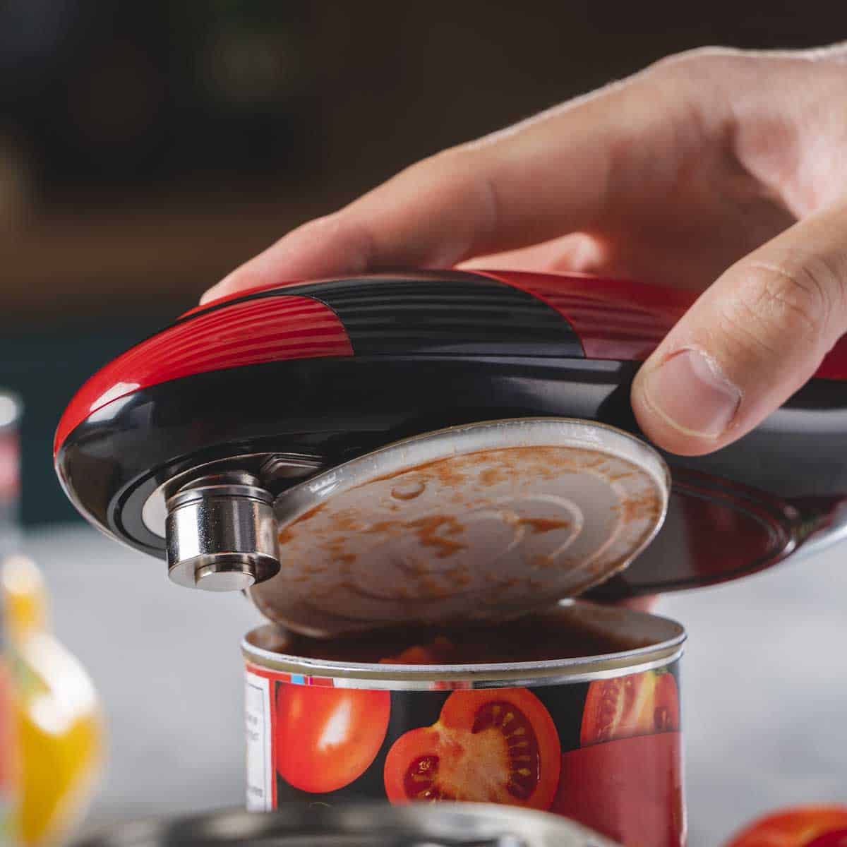 Automatic Tornado can opener