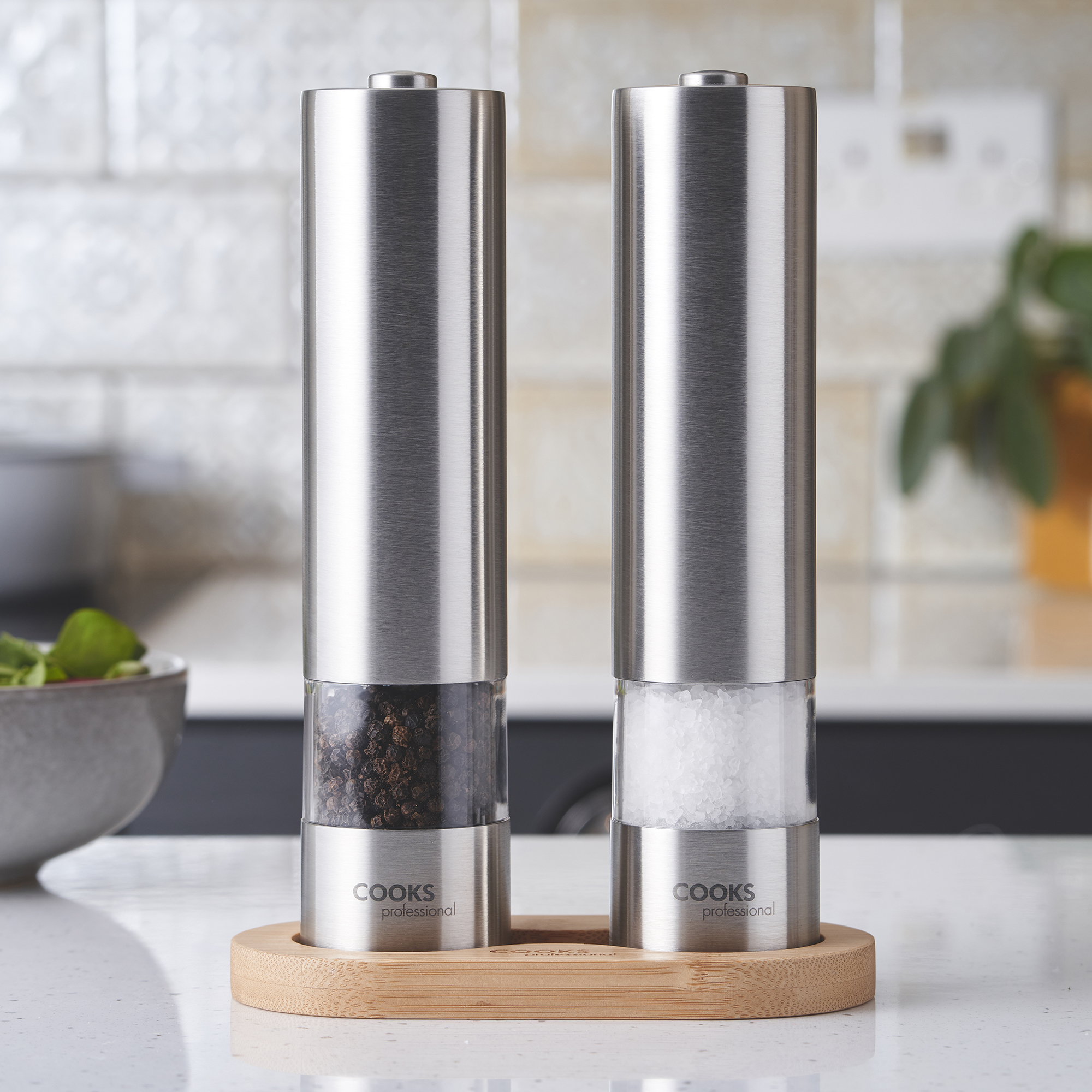 Cooks Professional Electric Salt & Pepper Mill Set With Bamboo Base ...